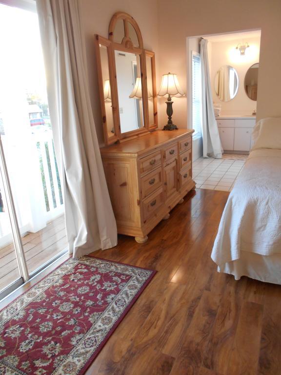3000 Sq Ft Beach And Bay Condo St. Pete Beach Kültér fotó