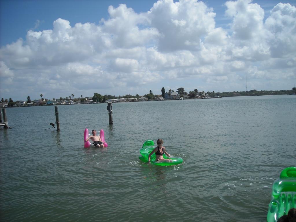 3000 Sq Ft Beach And Bay Condo St. Pete Beach Kültér fotó